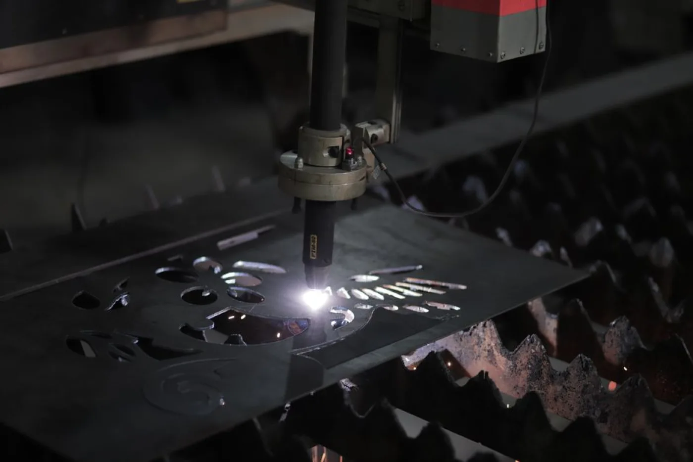 Bystronic Fiber Lazer Kesim Makinası - 2