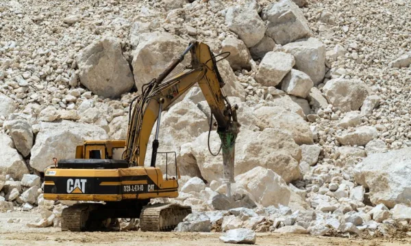 What to Watch for When Buying a Used Hydraulic Breaker (Attachment)?